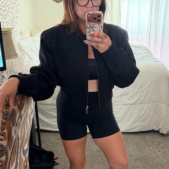H&M Jackets & Blazers - H&M Black Cropped Bomber Jacket